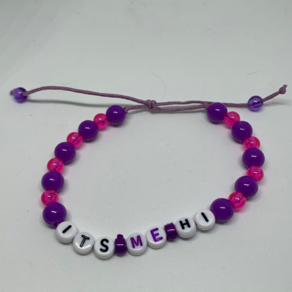 Taylor Swift Friendship Bracelet It's Me Hi